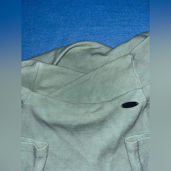 Gymshark Crossover Capris (Medium) - Picture 5 of 6